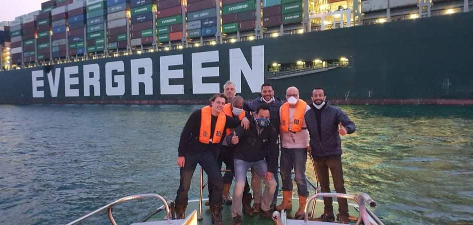 799979f46ec0a8f1b3404bae933151cd.0