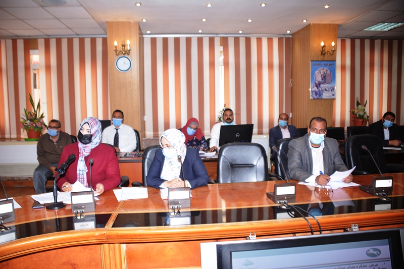 محافظ الشرقية يشهد إجراء القرعة العلنية لتخصيص 4