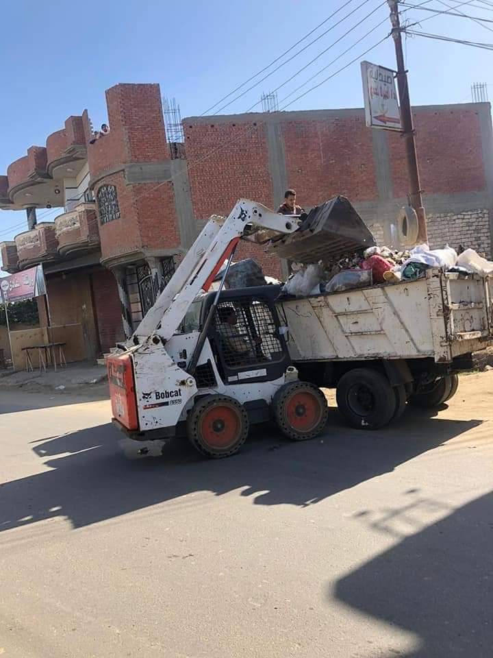 جانب من حملة النظافة