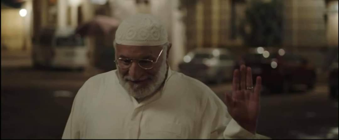 الممثل عزت زين