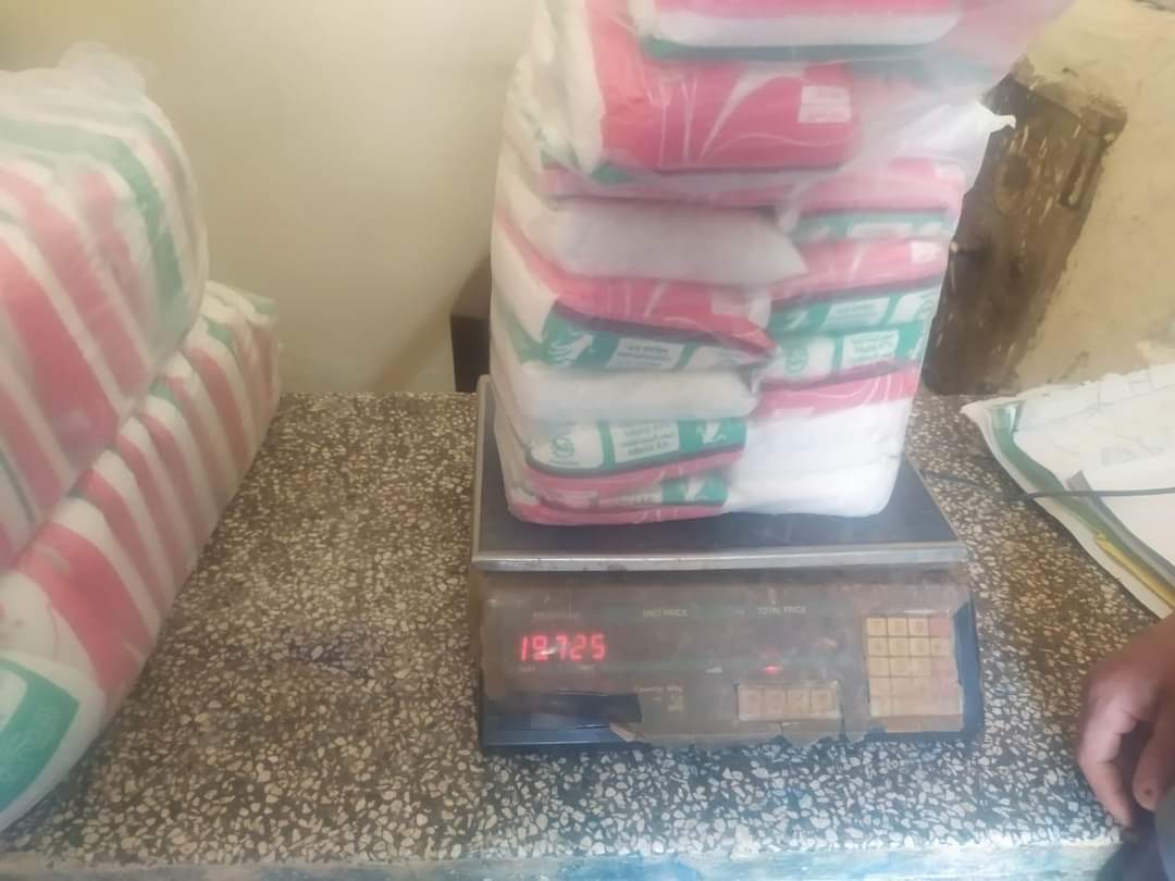 ضبط سكر تمويني ناقص الوزن في الفيوم