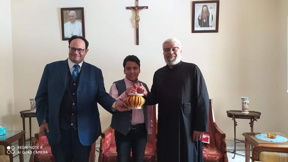 أندروا مع القمص انطونيوس غطاس ونسيم جورج منسق عام المدارس الكنائيسة