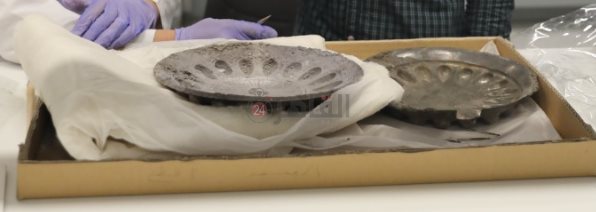 طبقين من الفضة 2