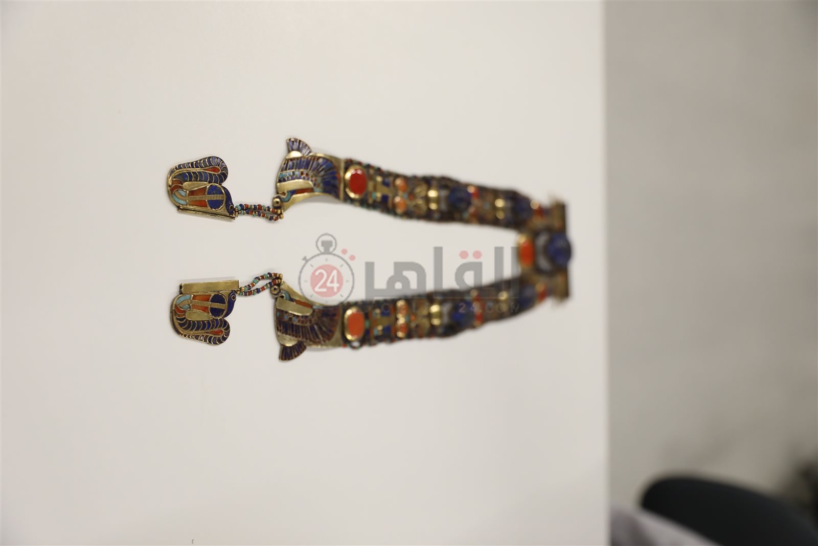 قلادات توت عنخ آمون (10)