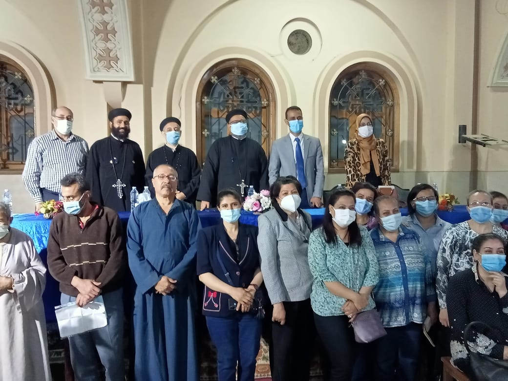 وكيل صحة الفيوم يلقي محاضرة عن أهمية التطعيم ضد كورونا بكنيسة العذراء 