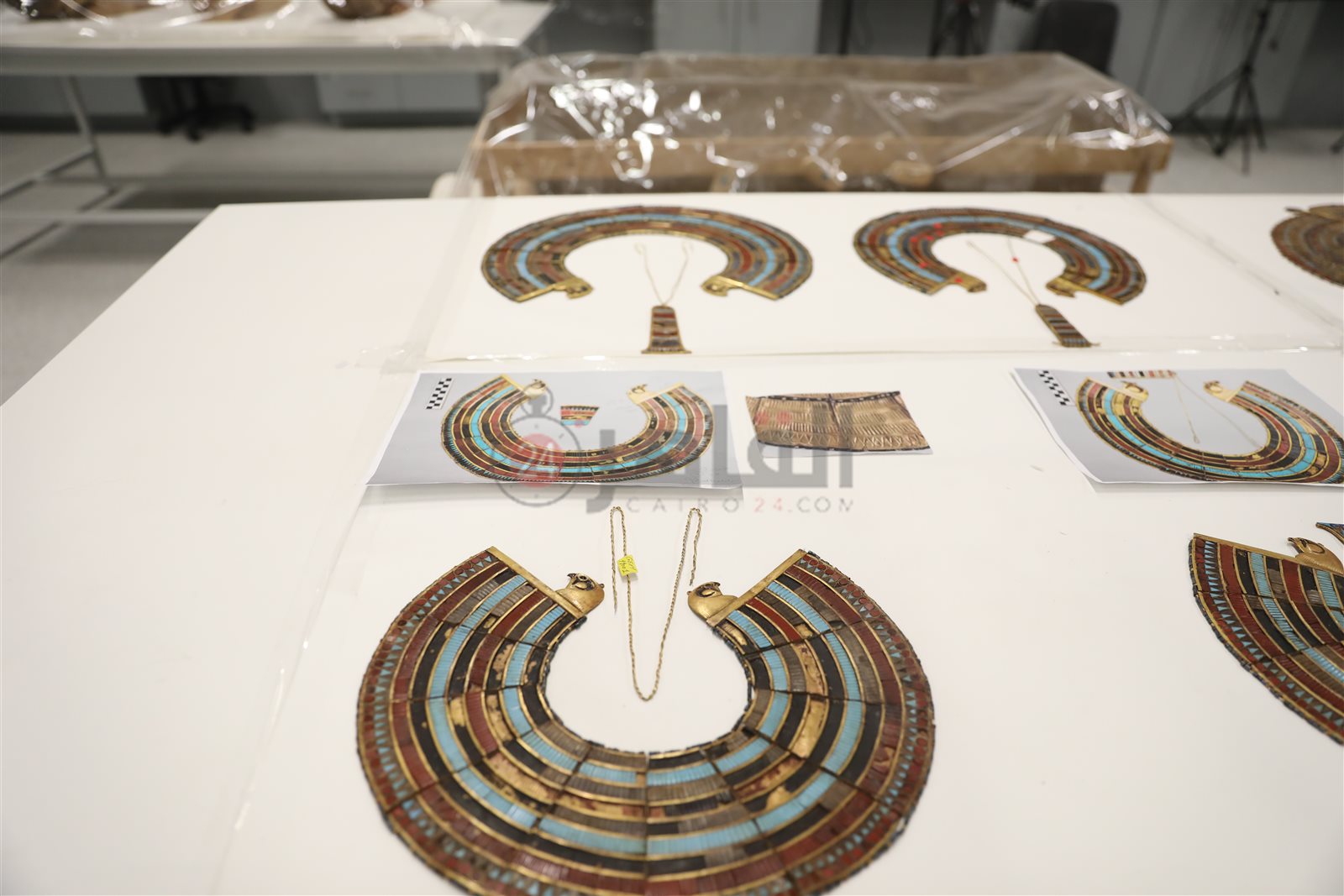 قلادات توت عنخ آمون (3)