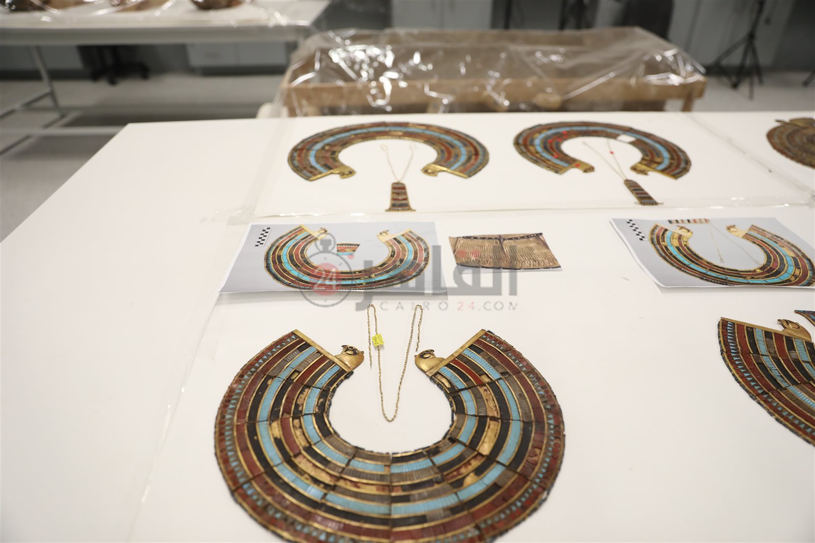 قلادات توت عنخ آمون (4)