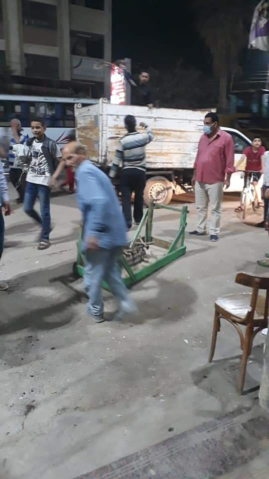 حملة ليلية بالفيوم على المطاعم والشوارع