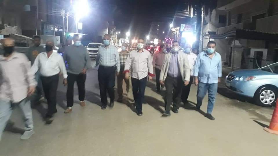 حملة ليلية بالفيوم على المطاعم والمحال التجارية