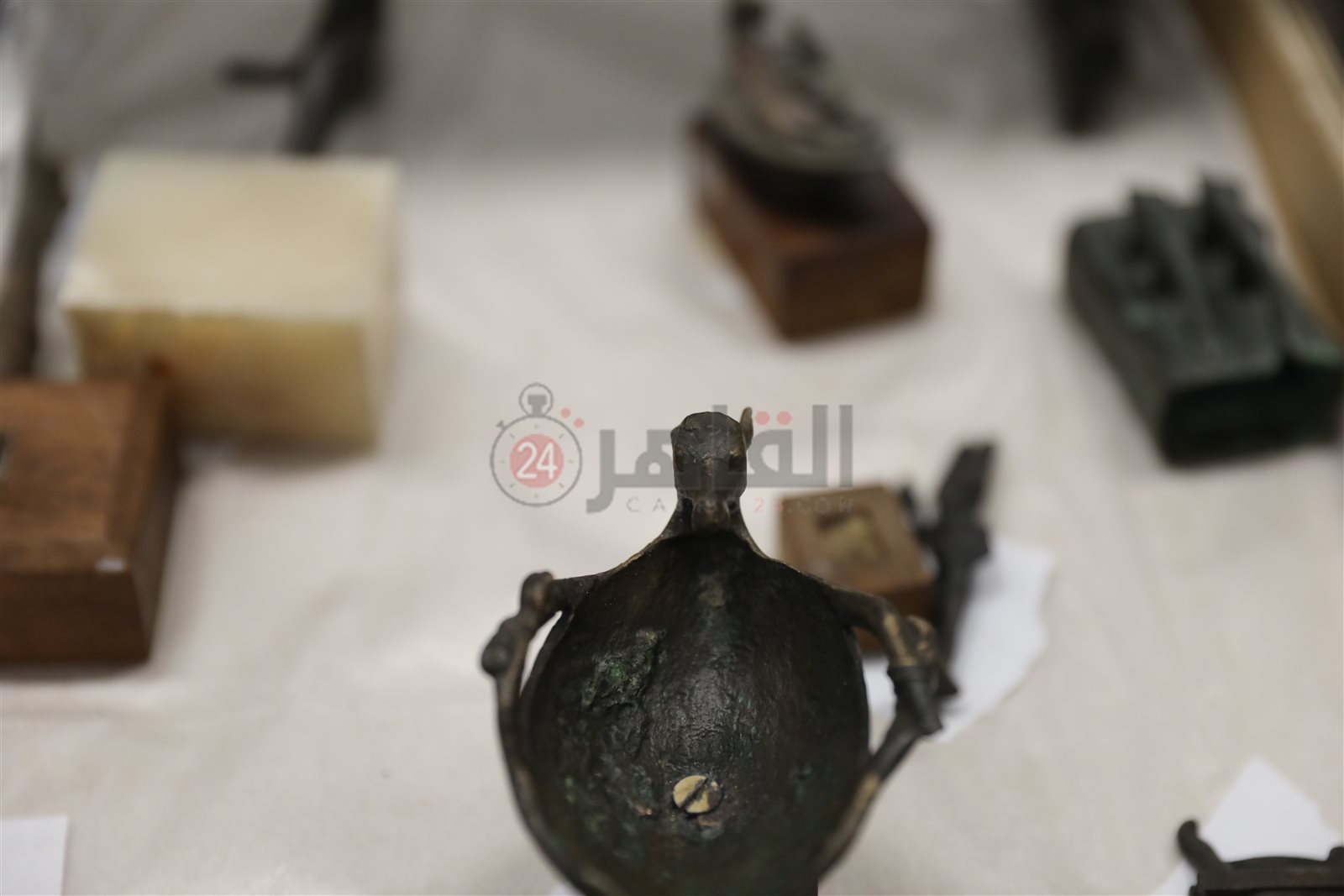 قطع من المعادن (1)