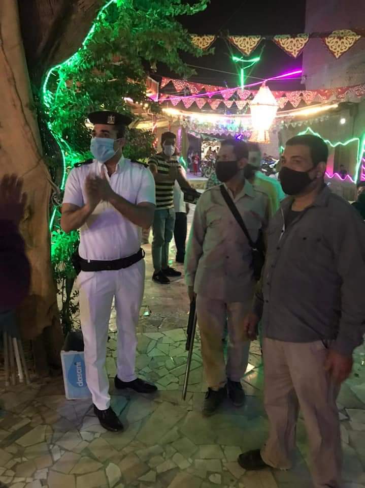 حملة ليلية بالفيوم على المطاعم والمحال التجارية