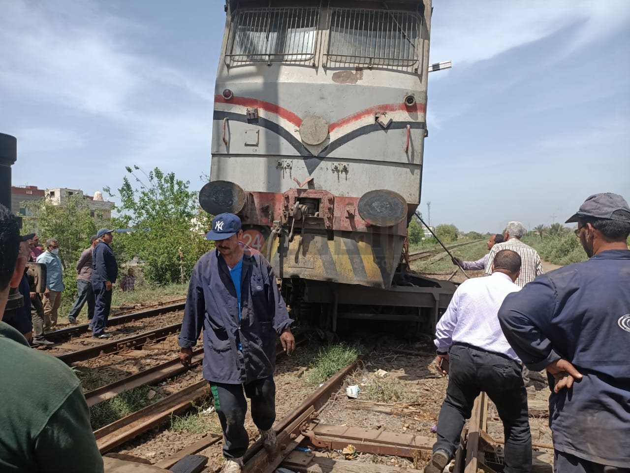 قطار المنصورة - دمياط