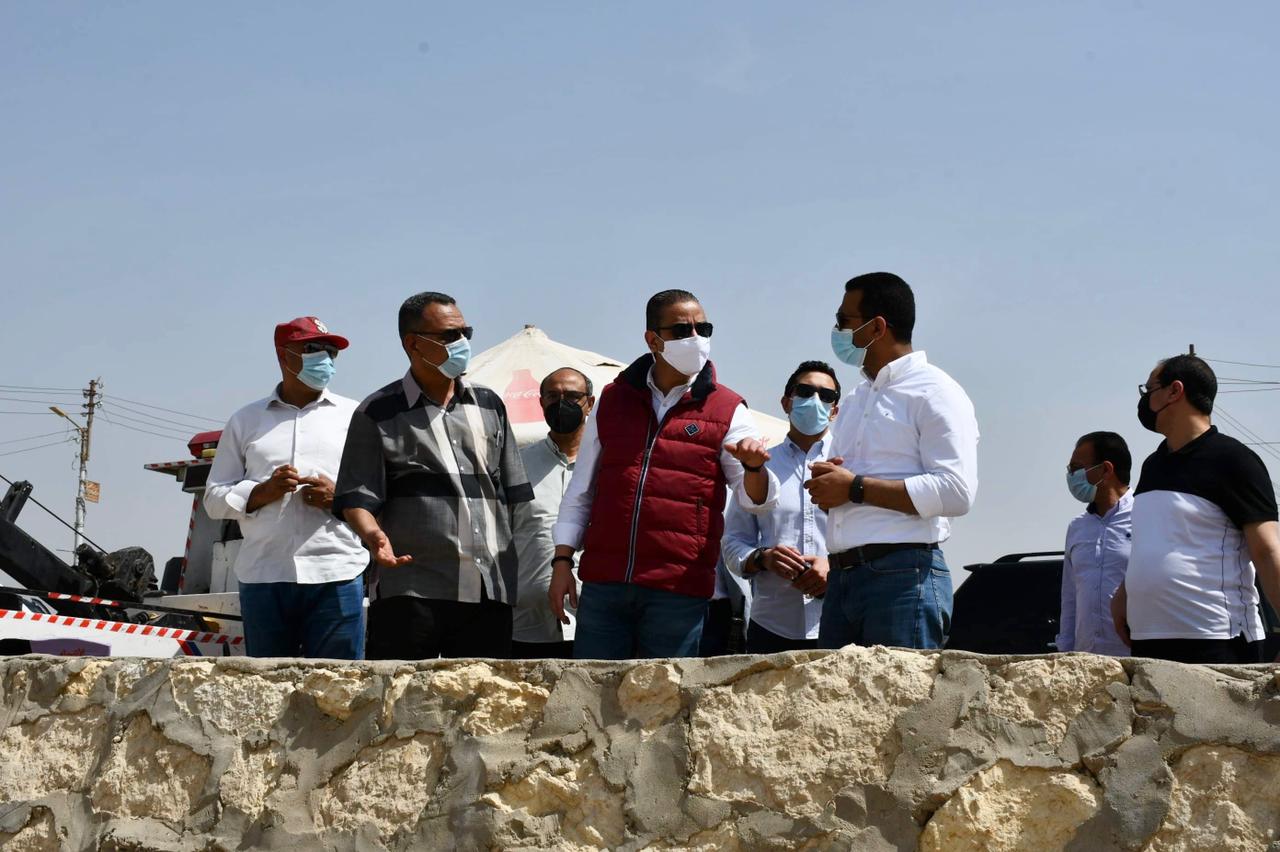 جولة لمحافظ الفيوم للتأكد من قرارات غلق الأندية والمحميات في شم النسيم