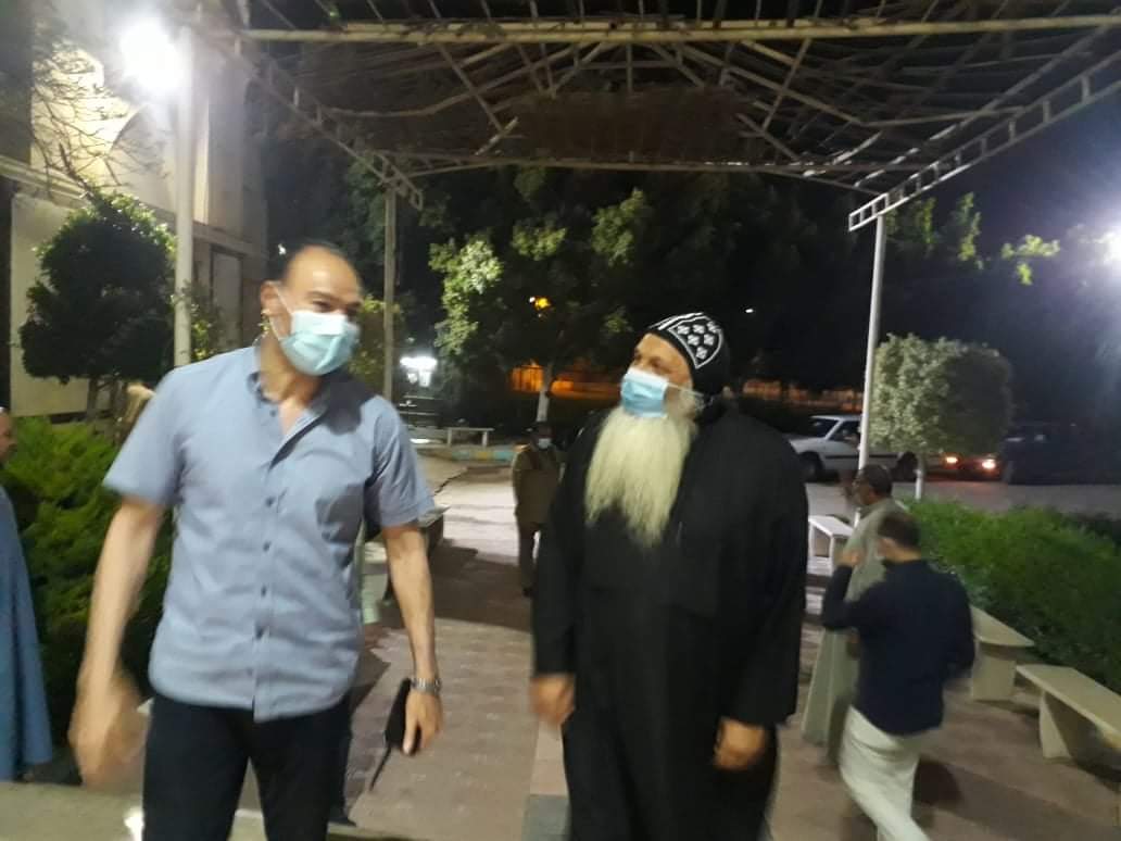 رئيس مدينة أبشواي يزور كنيسة مارجرجس