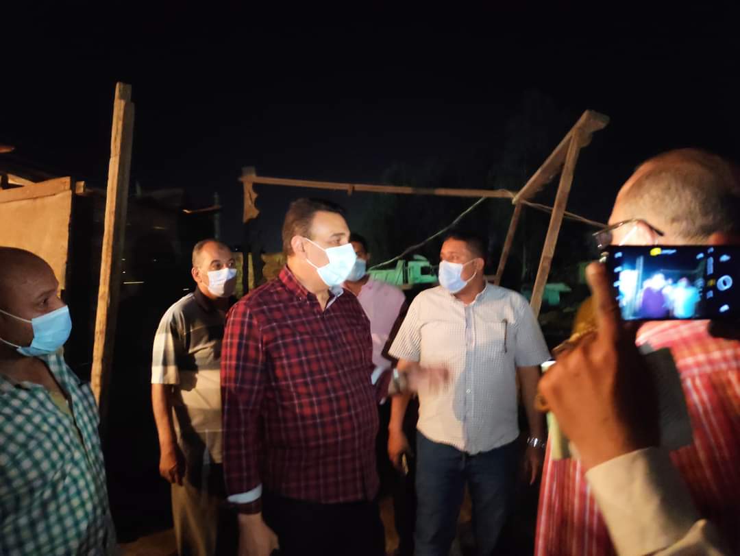 السكرتير العام لمحافظة الفيوم يقود حملة ليلية