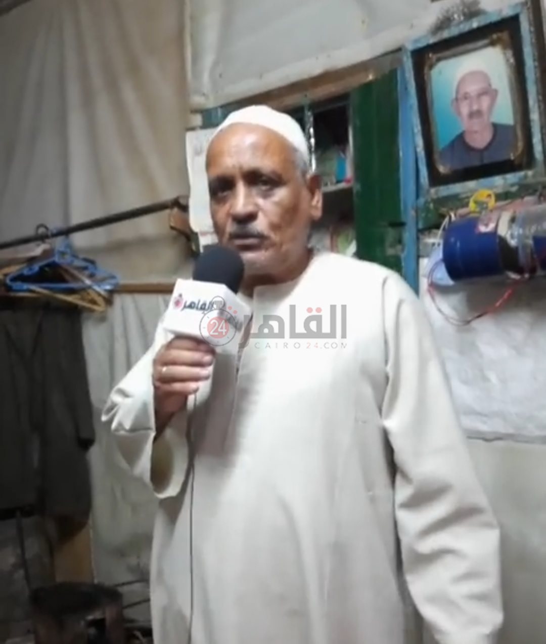 محمد السمحاوي أقدم مكوجي رجل بمحافظة البحيرة