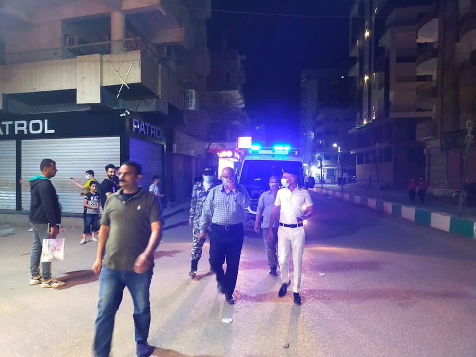 حملات لمتابعة غلق المحلات التجارية في الشرقية 02