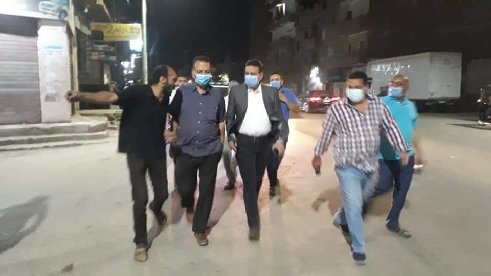 حملة ليلية بالفيوم لمتابعة تطبيق الإجراءات الاحترازية