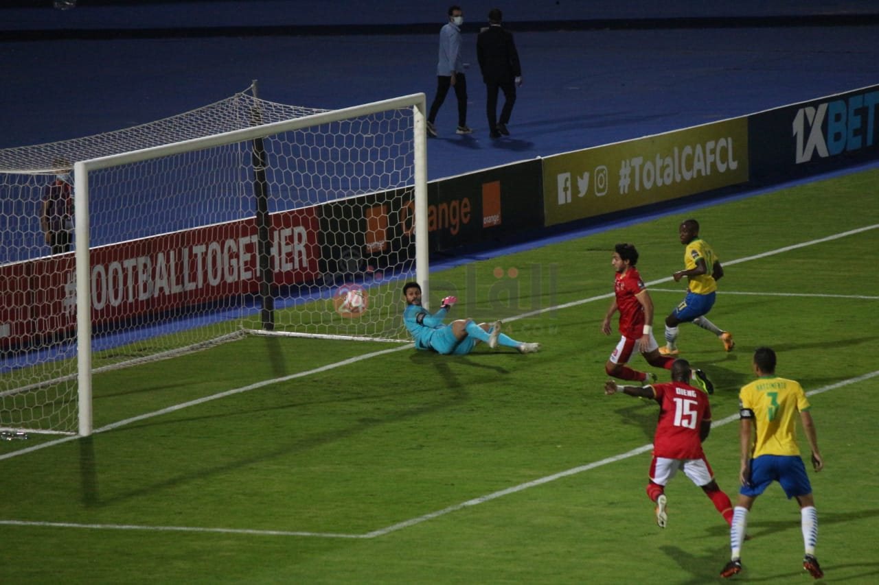 الأهلي وصن داونز 