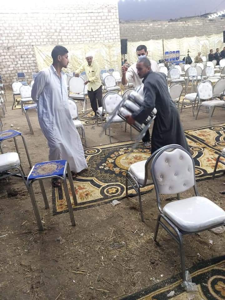 فض سرادق عزاء مخالف بالشرقية 5