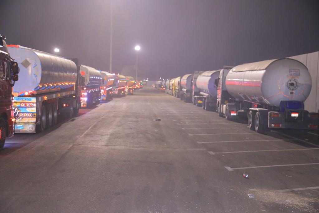 a1953362-7de0-42ec-a8bf-792944cf4552