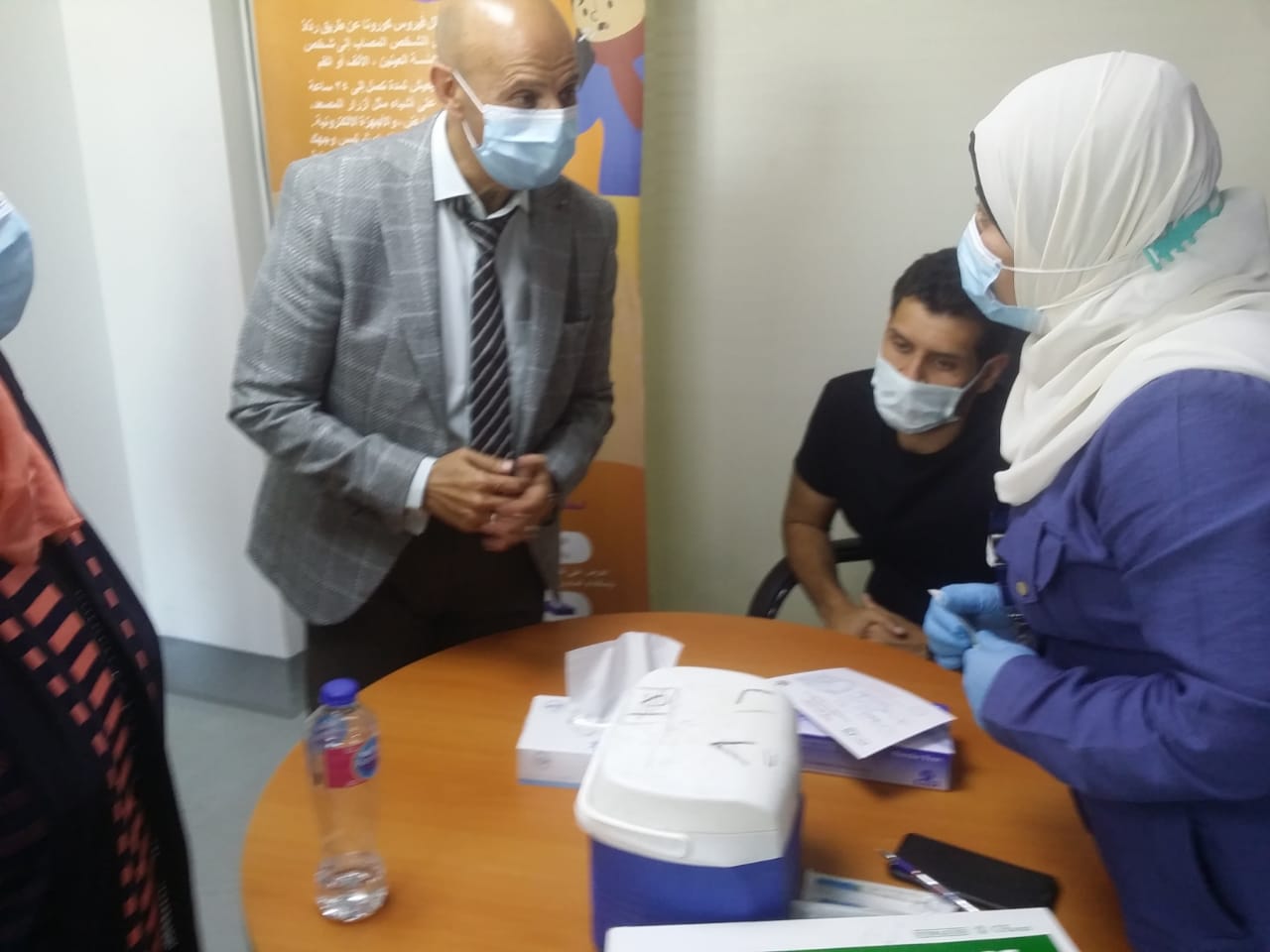 تطعيم عمال مصانع العاشر من رمضان بلفاح كورونا 03