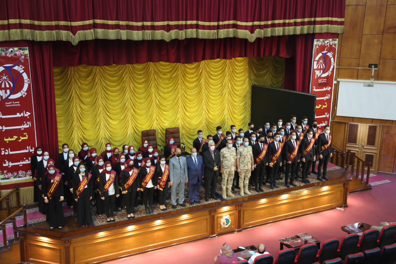  نائب المستشار العسكري للمحافظة، يزور جامعة الفيوم