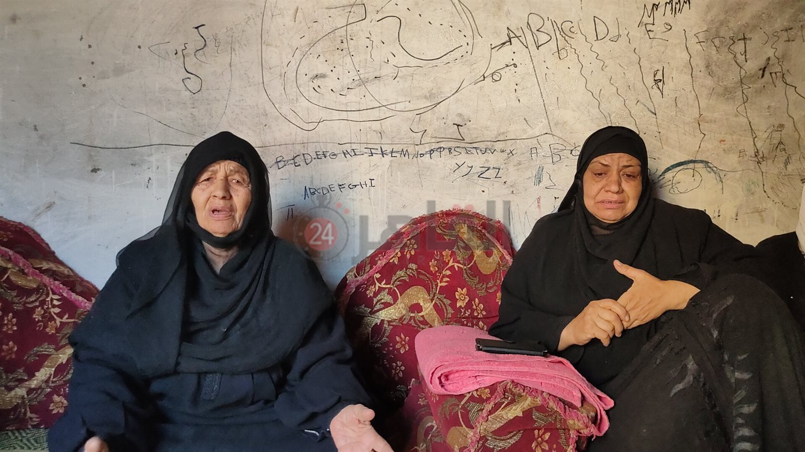 والدة القتيل وجدته لوالدته