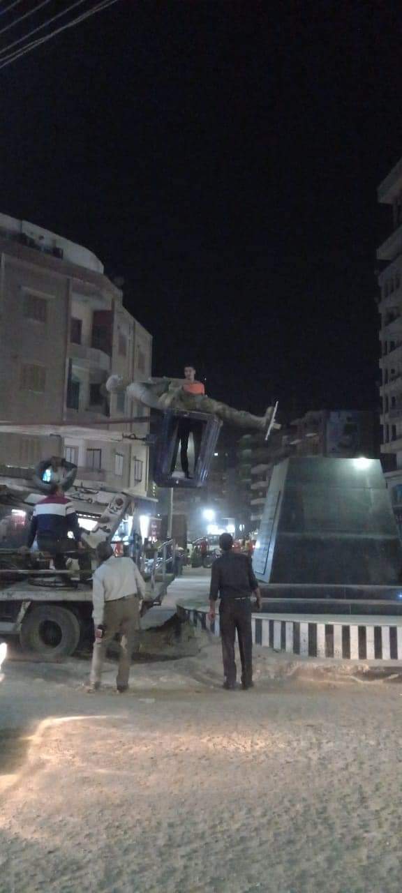 رفع تمثال الشهيد أحمد منسي من مكانه بالشرقية 5