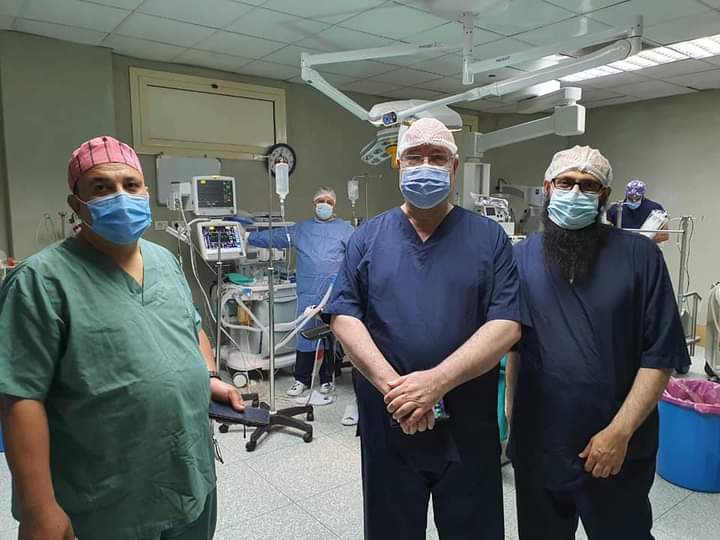 أعضاء الفريق الطبي