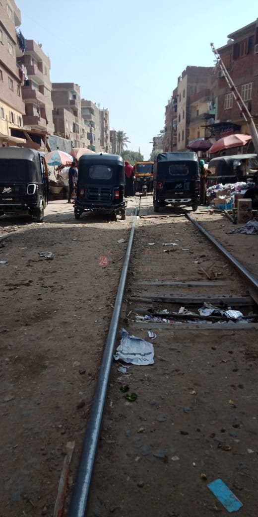 deb13b09-f795-488e-a3da-b393737fae70