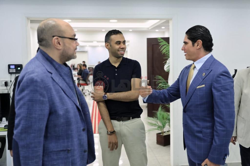 زيارة رجل الأعمال أحمد أبو هشيمة لمقر القاهرة 24
