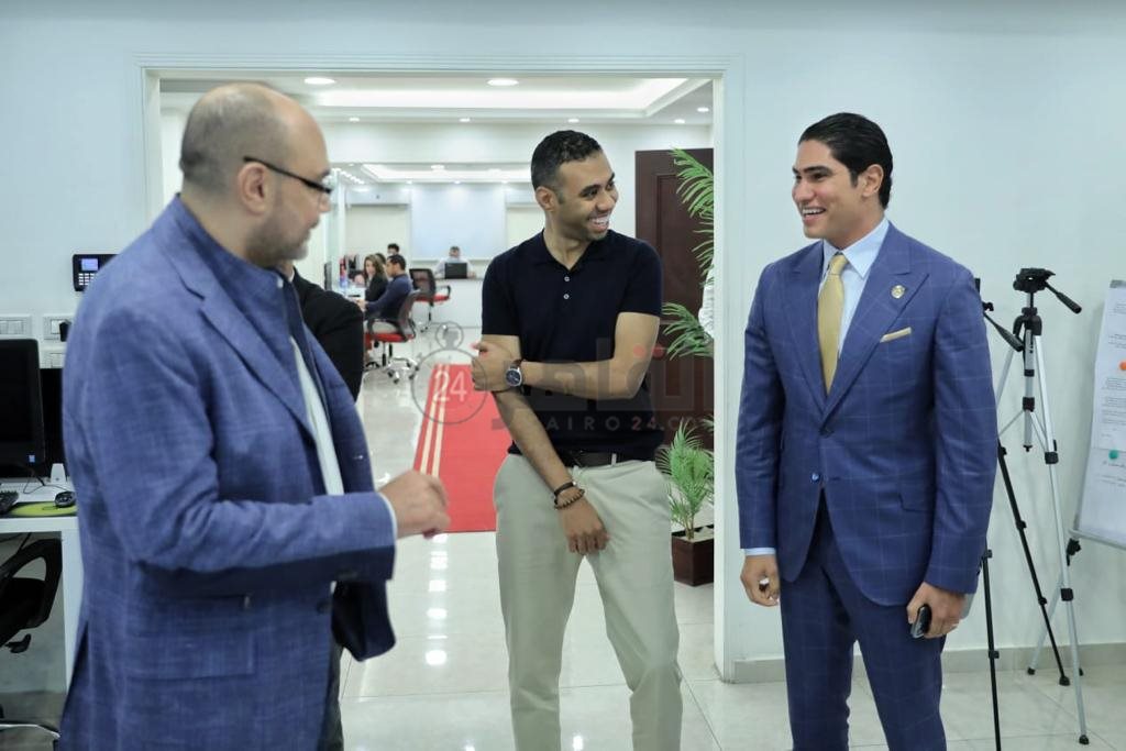 زيارة رجل الأعمال أحمد أبو هشيمة لمقر القاهرة 24