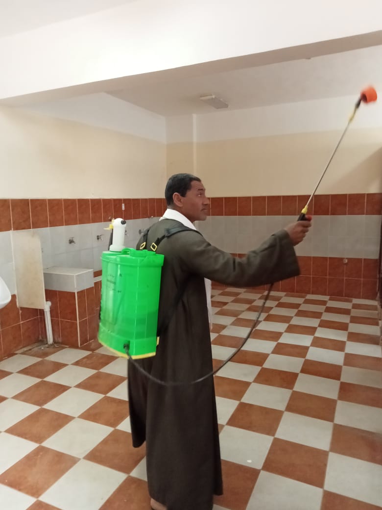 تعقيم اللجان الامتحانية بالفيوم