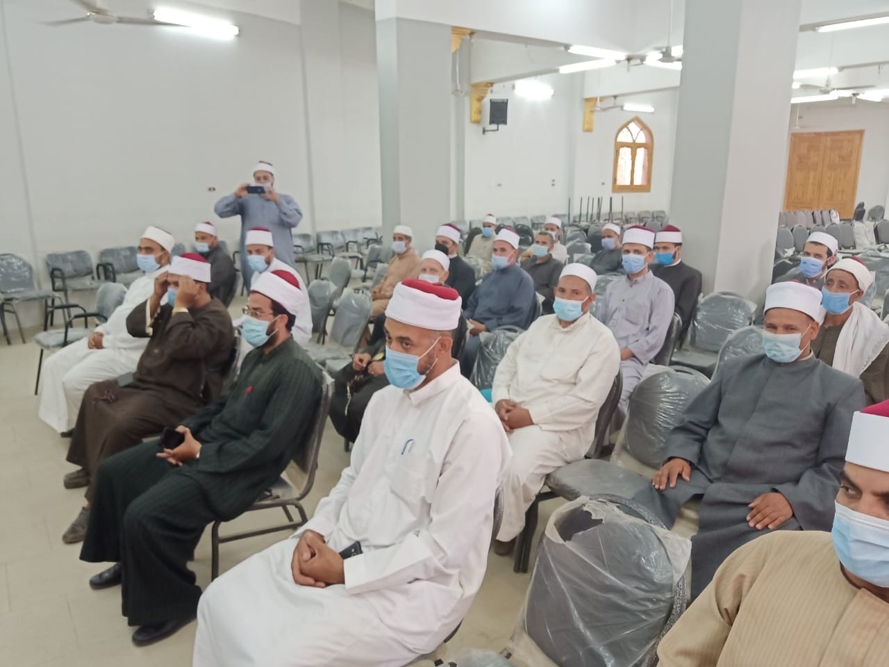 تدريب الأئمة على استخدام وسائل التواصل