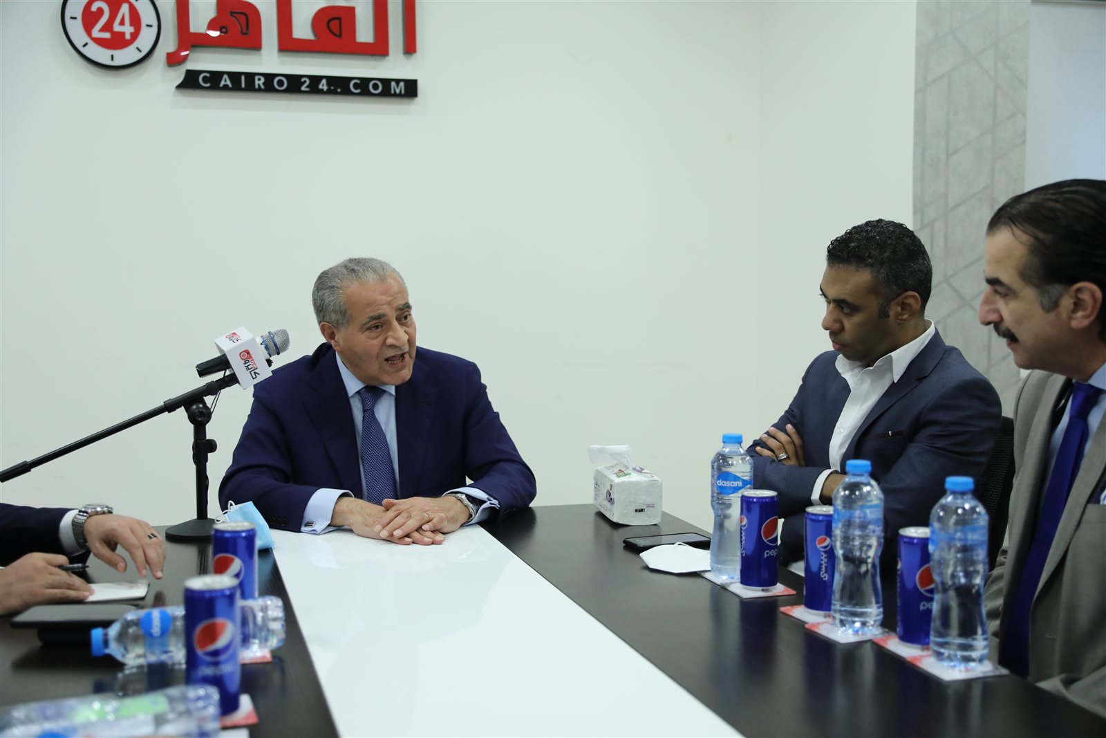 وزير التموين في ضيافة القاهرة 24