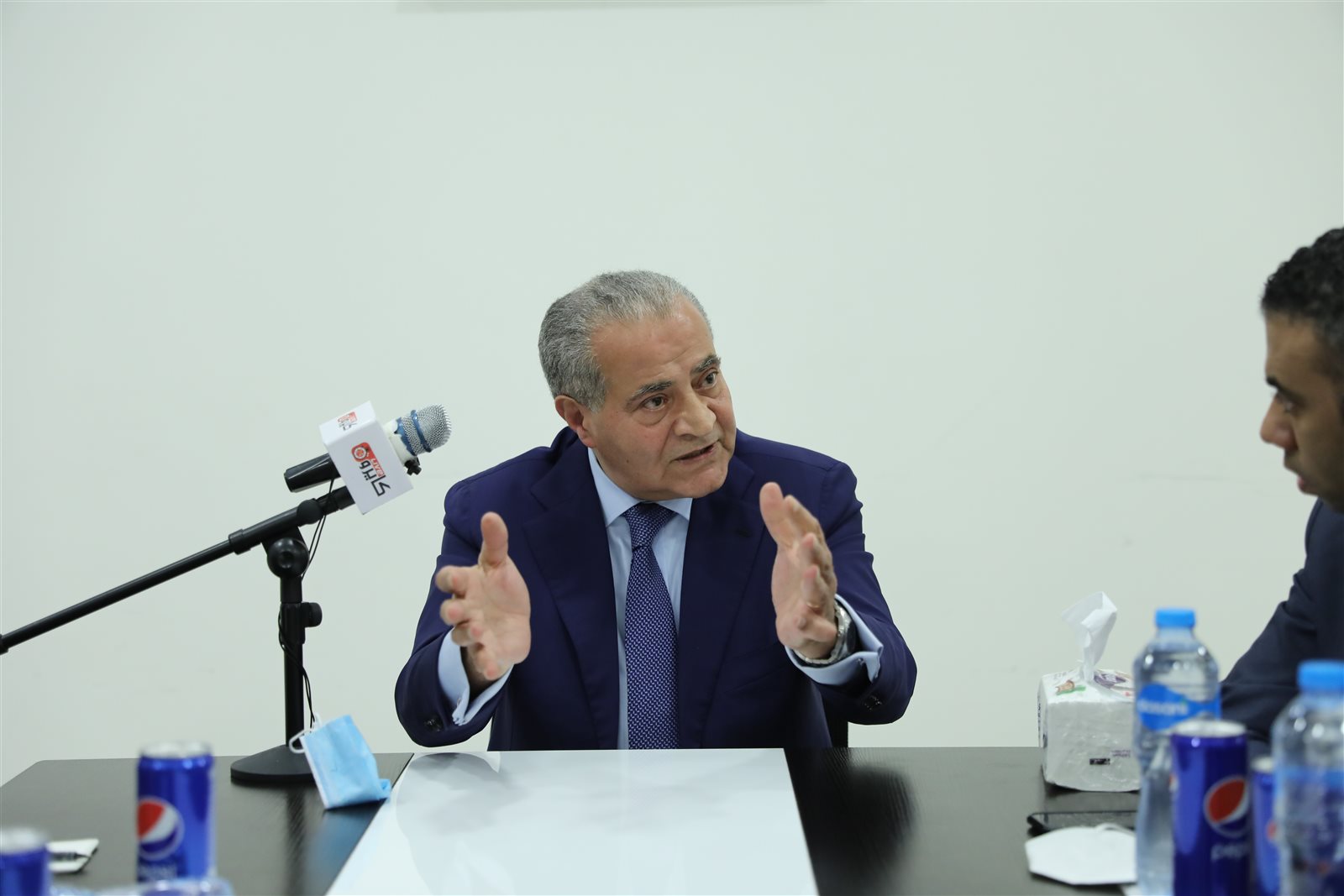 وزير التموين في ضيافة القاهرة 24