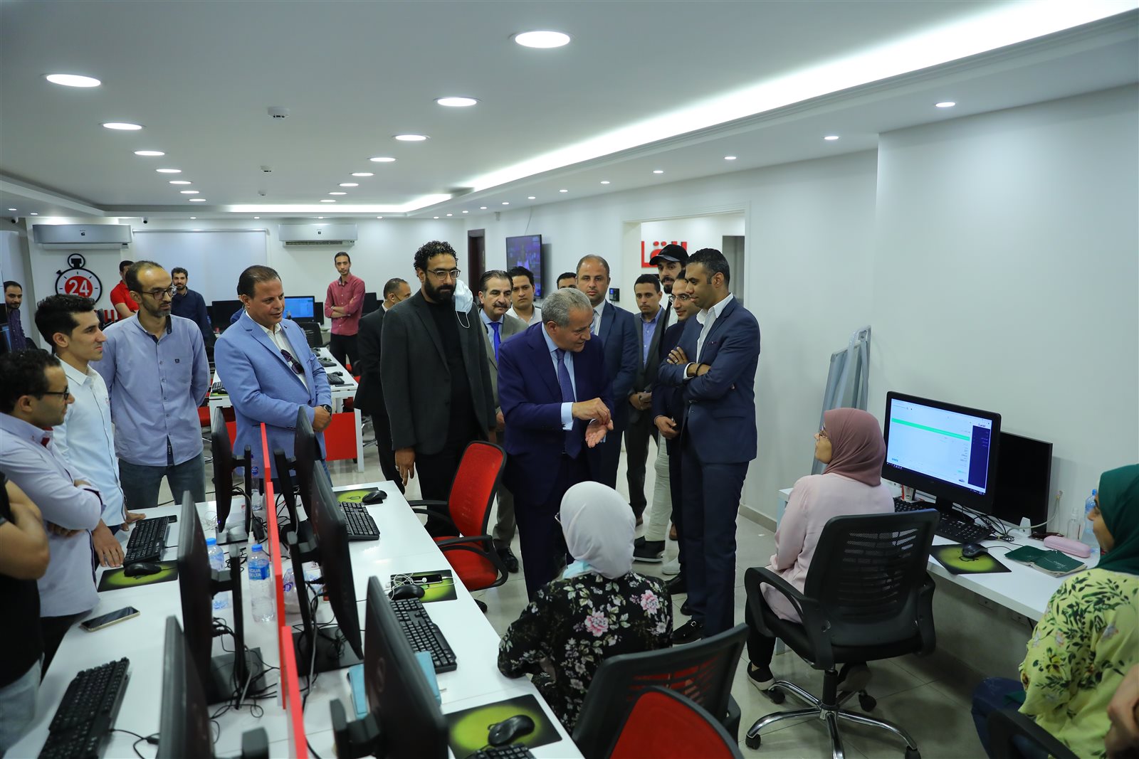 وزير التموين في ضيافة القاهرة 24