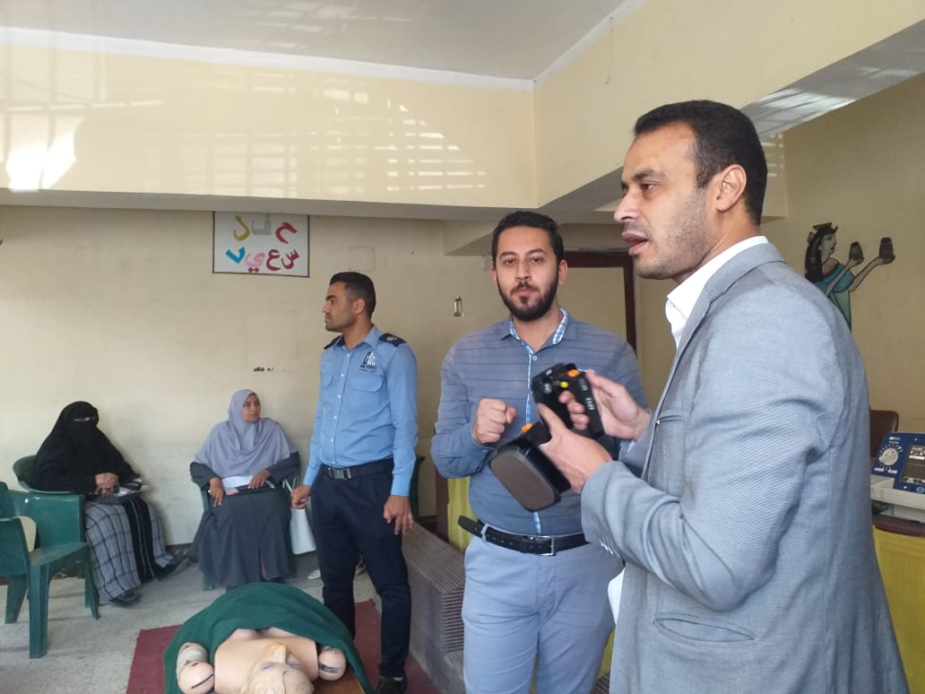 وكيل صحة الفيوم يُدرب مشرفات التمريض على الإنعاش القلبي