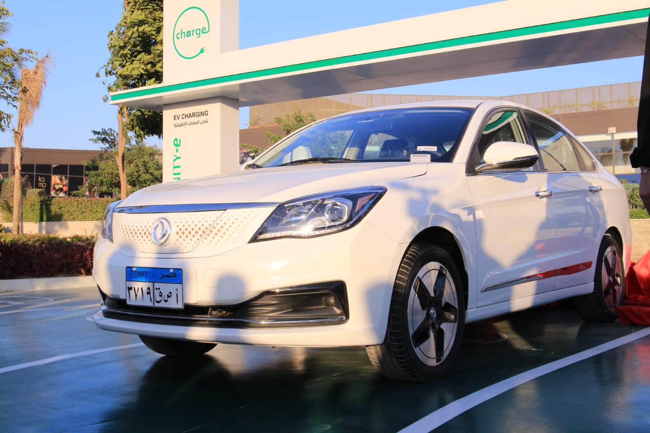 سيارة قطاع الأعمال من شركة النصر