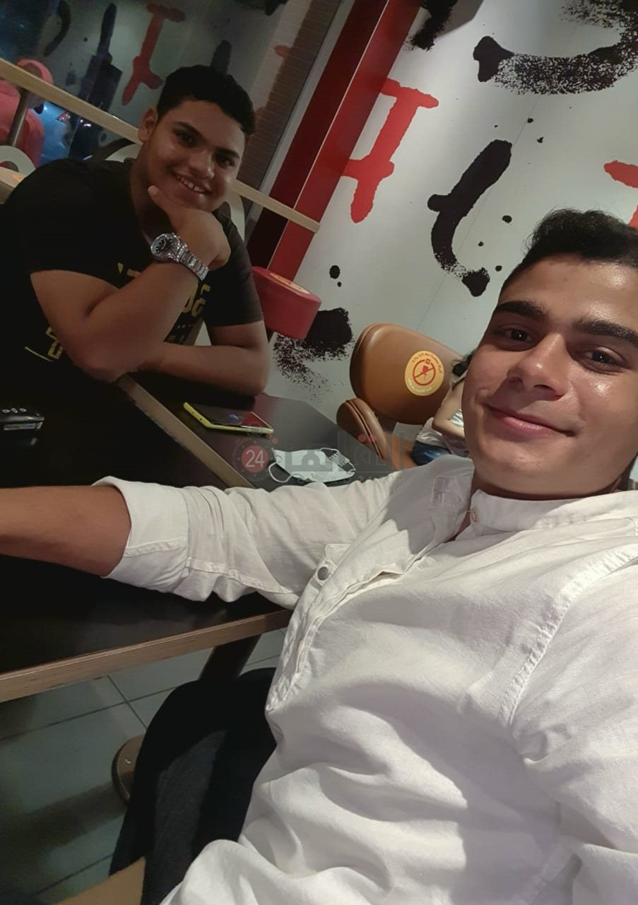 محمد ونجل عمه يوسف