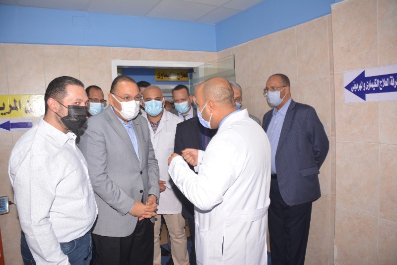 محافظ الشرقية يفتتح قسم الأورام الجديد وقاعة تدريب 6