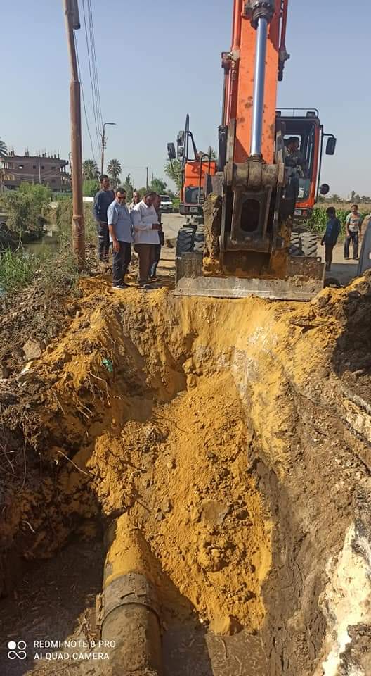 إصلاح خط المياه وفتح المياه للمواطنين في الفيوم