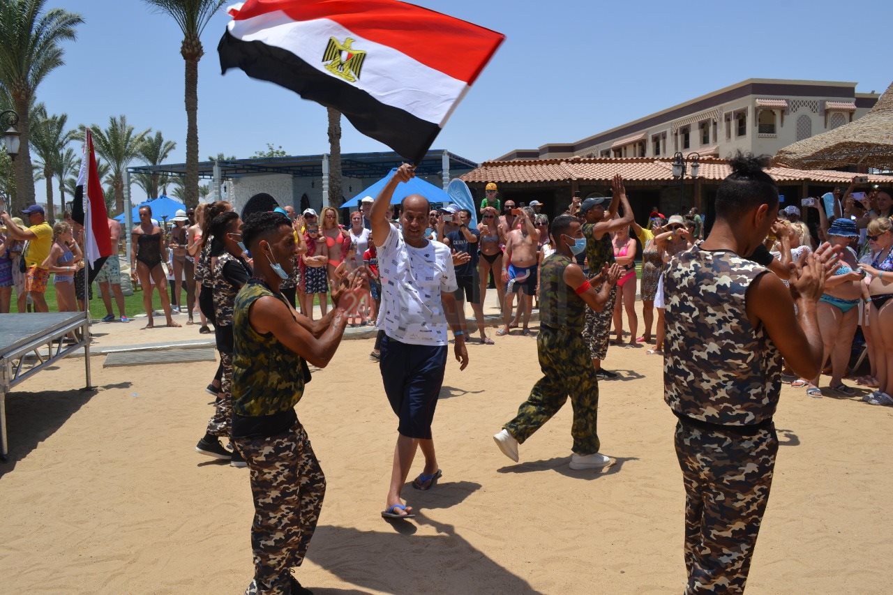 12fb3630-19bc-4294-afaa-5b9d12e881f6