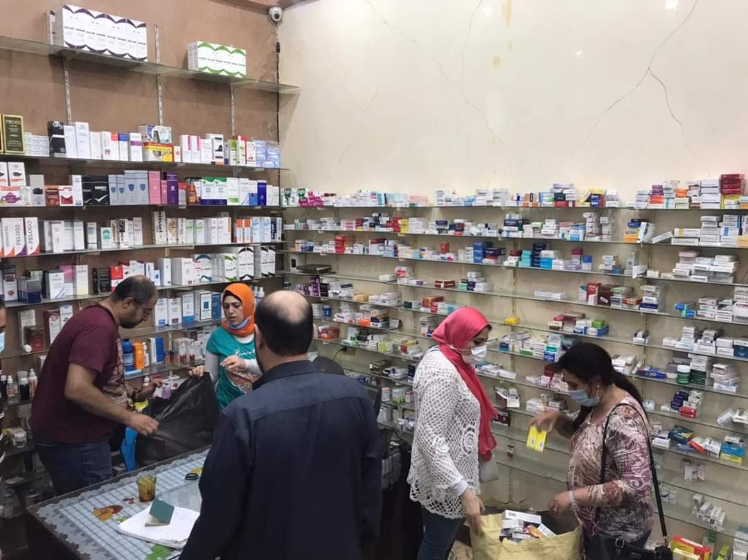 ضبط محل يُدار كمؤسسة صيدلية في الفيوم