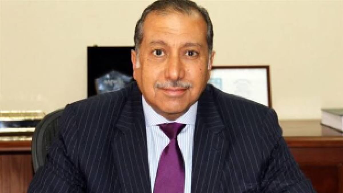 حسن حسين رئيس لجنه البنوك والبورصات