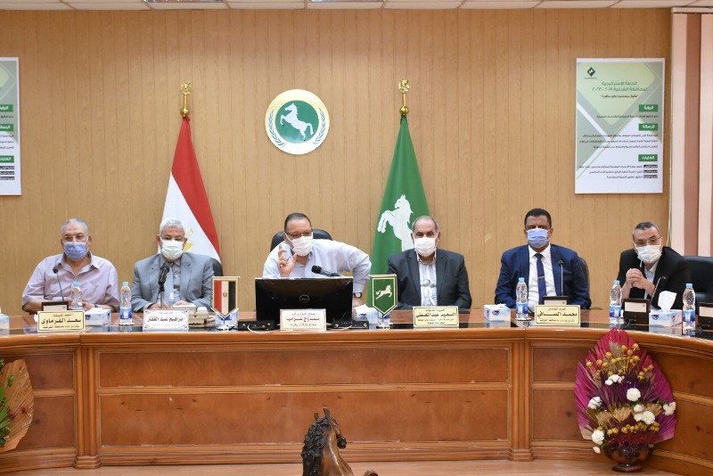 الأجهزة التنفيذية بالشرقية تناقش استعدادات امتحانات الثانوية العامة 05