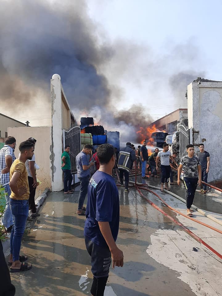 نشوب حريق في مصنع منسوجات بالعاشر من رمضان 06