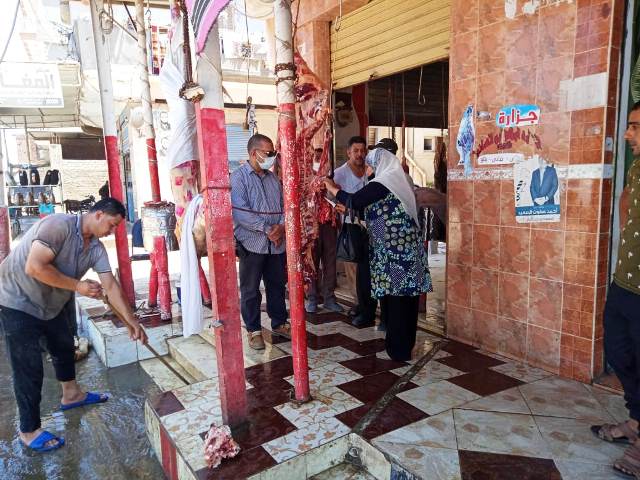 حملات تفتيشية على محال الجزارة بالشرقية 01