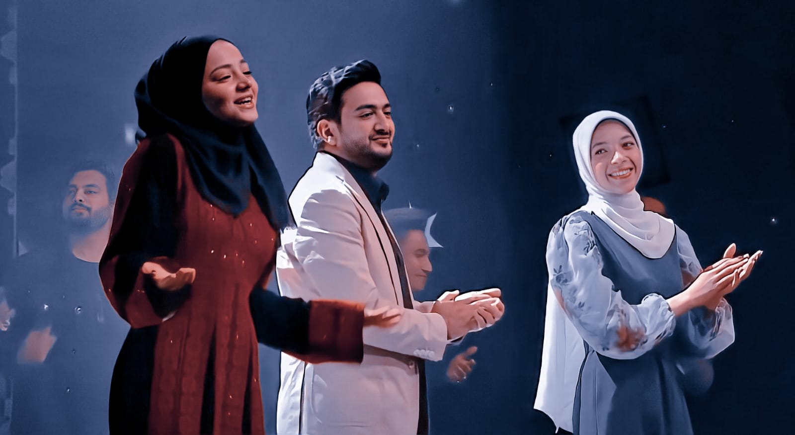 حورية أثناء الأوبريت العالمي للإنشاد الديني